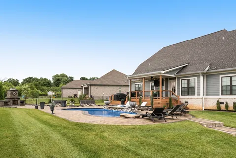 $789,900 | 420 Shea's Way, Clarksville, TN 37043