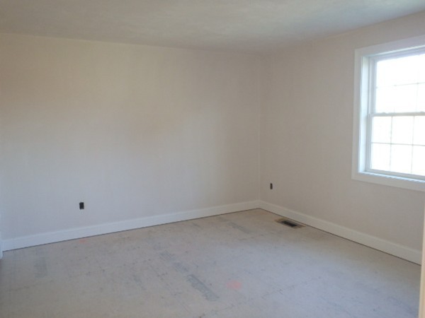 162 Allen Road Billerica, MA 01821 - Photo 8 of 16