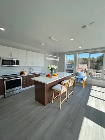 $2,395 | 148 Old Post Road, Unit 218, Sharon, MA 02067