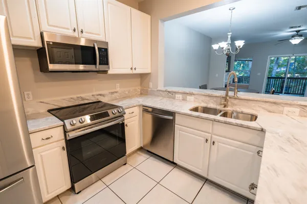 $239,500 | 1325 Stone Road, Unit 602, Tallahassee, FL 32303