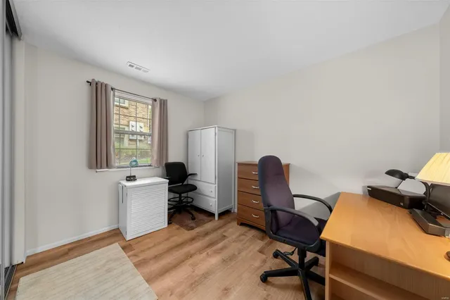 $169,900 | 12944 Bryce Canyon Drive, Maryland Heights, MO 63043