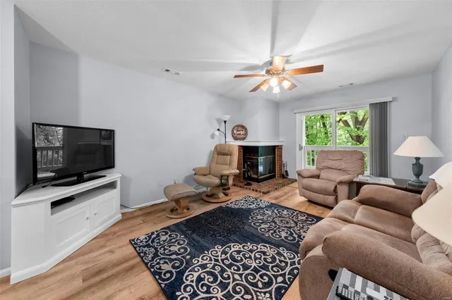 $169,900 | 12944 Bryce Canyon Drive, Maryland Heights, MO 63043