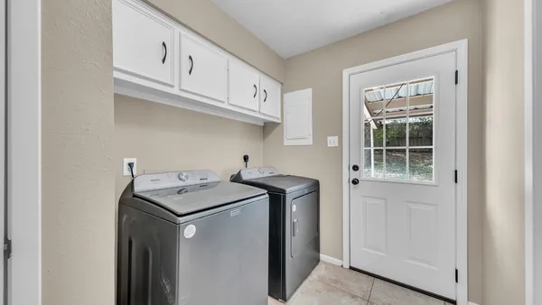 $2,395 | 219 April Waters West, Montgomery, TX 77356