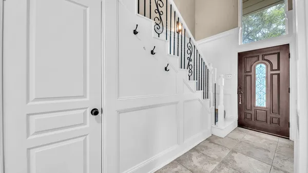 $2,395 | 219 April Waters West, Montgomery, TX 77356