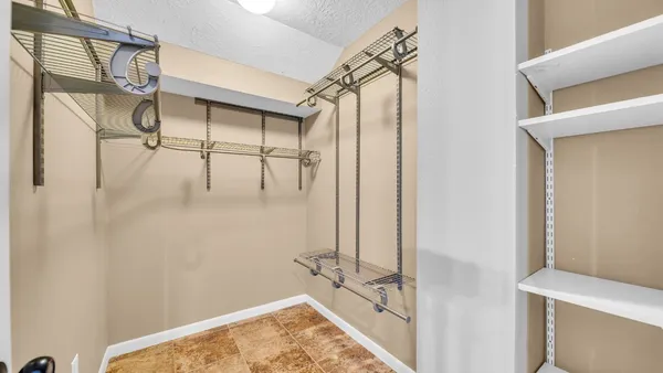 $2,395 | 219 April Waters West, Montgomery, TX 77356