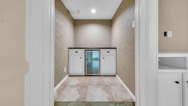 $2,395 | 219 April Waters West, Montgomery, TX 77356