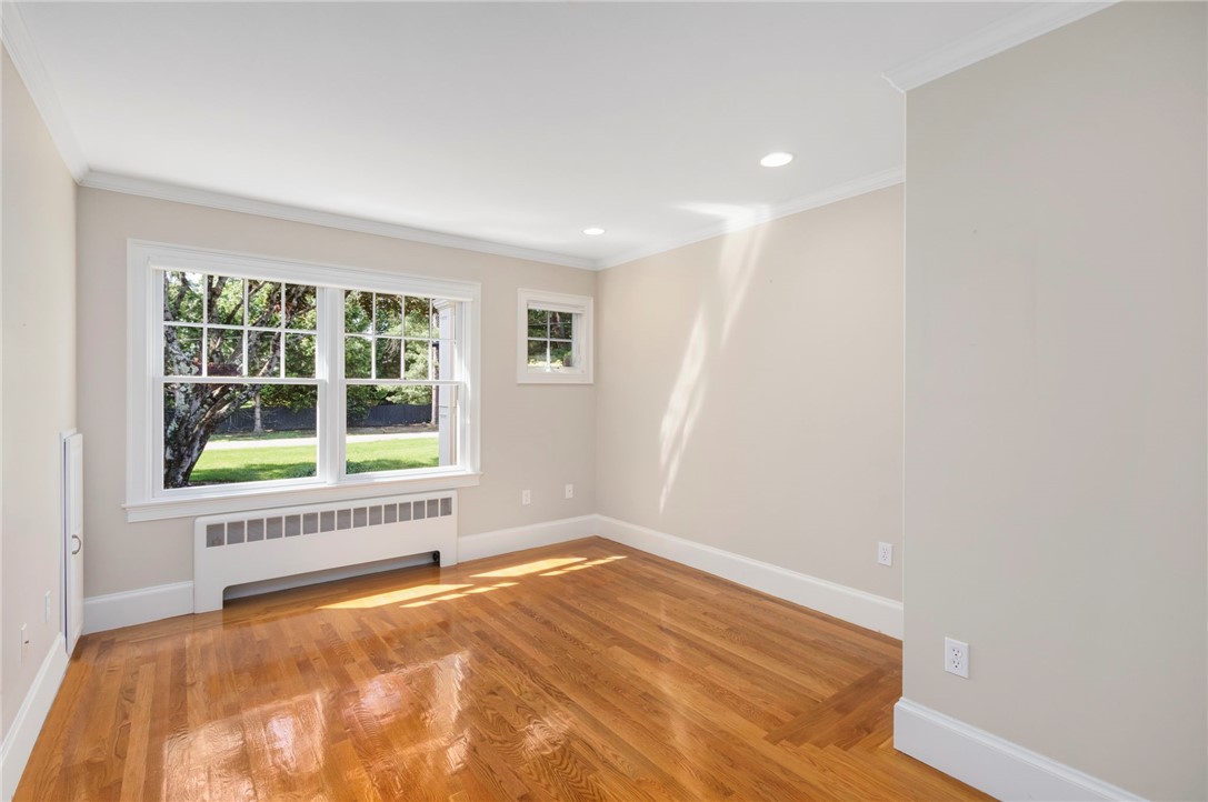 29 Riverside Drive Barrington, RI 02806 - Photo 28 of 37