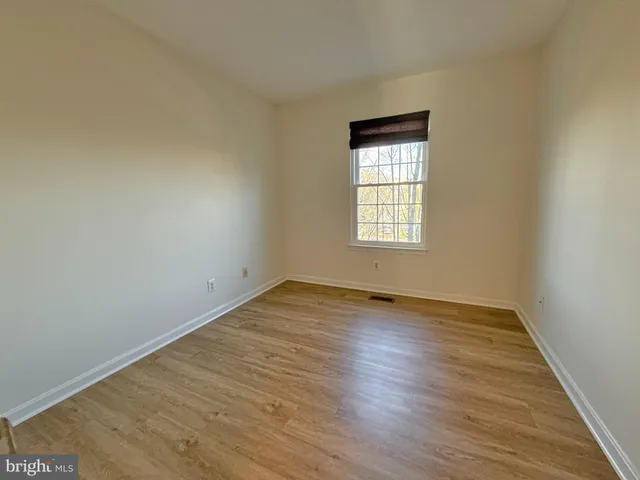 $3,200 | 1191 Cypress Tree Place, Herndon, VA 20170