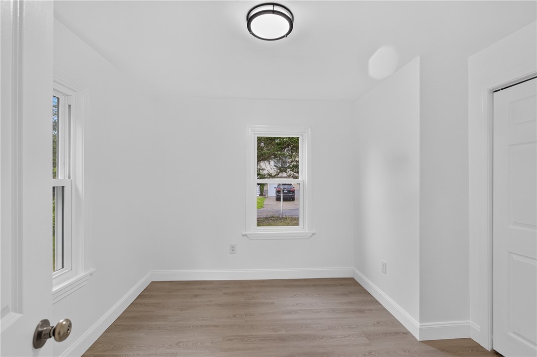 5 Lee's Lane Glocester, RI 02814 - Photo 7 of 48