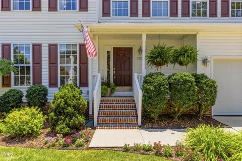 $539,000 | 1211 Waterford Green Drive, Apex, NC 27502