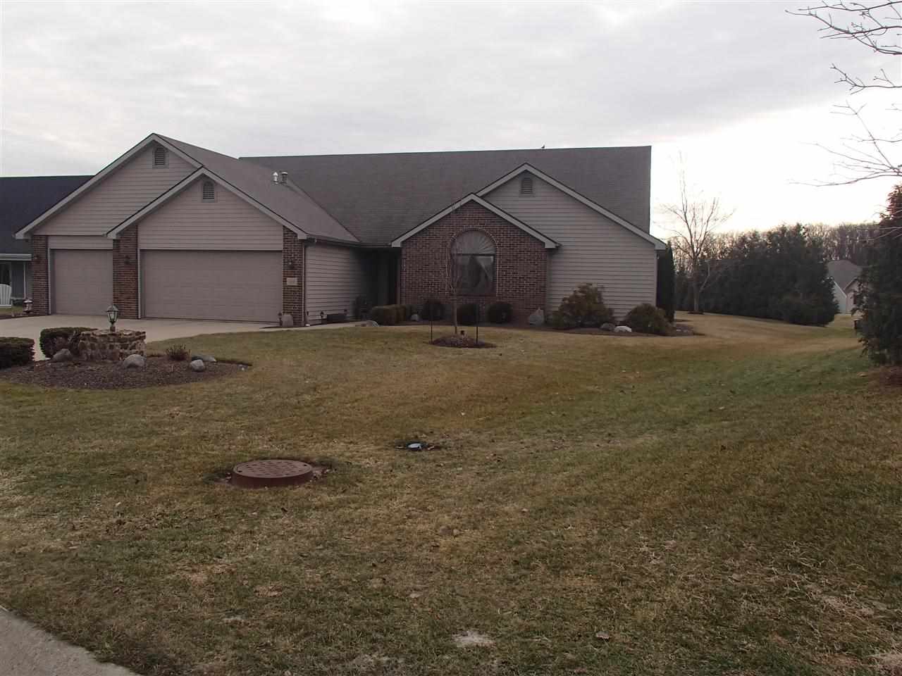 412 Ridge Court Ossian, IN 46777 - Photo 3 of 28 Gallery Image 3