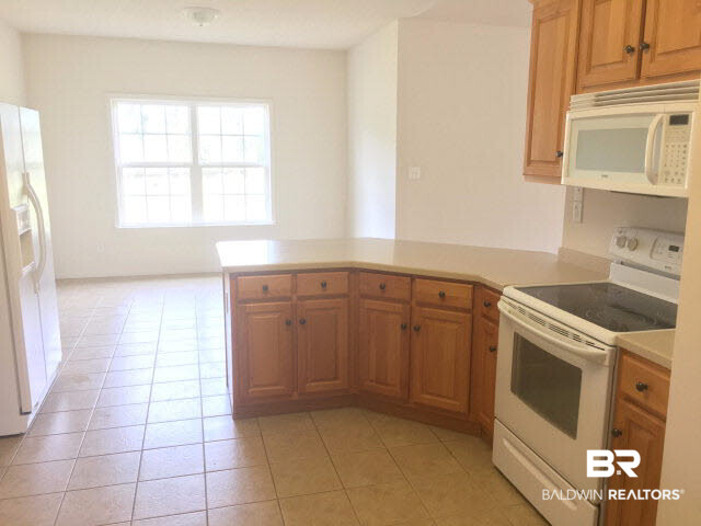 26079 Chatelaine Road Elberta, AL 36530 - Photo 14 of 38 Kitchen