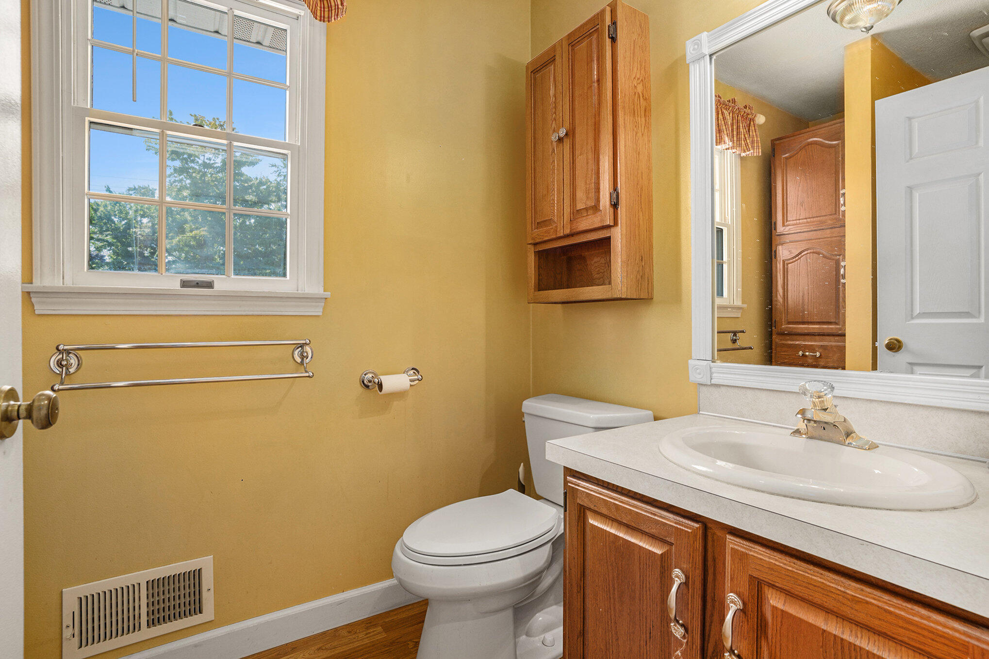1501 Garrison Road Muskegon, MI 49441 - Photo 21 of 34 016_file_655