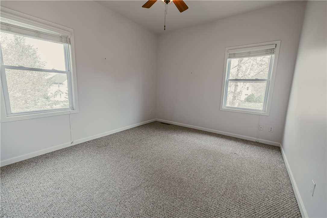 116 Newcroft Park Rochester, NY 14609 - Photo 20 of 37