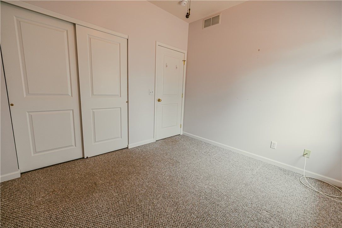 116 Newcroft Park Rochester, NY 14609 - Photo 24 of 37