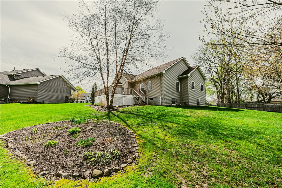 116 Newcroft Park Rochester, NY 14609 - Photo 35 of 37