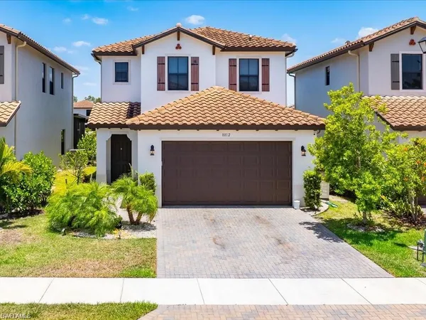 $529,999 | 8812 Madrid Circle, Naples, FL 34104