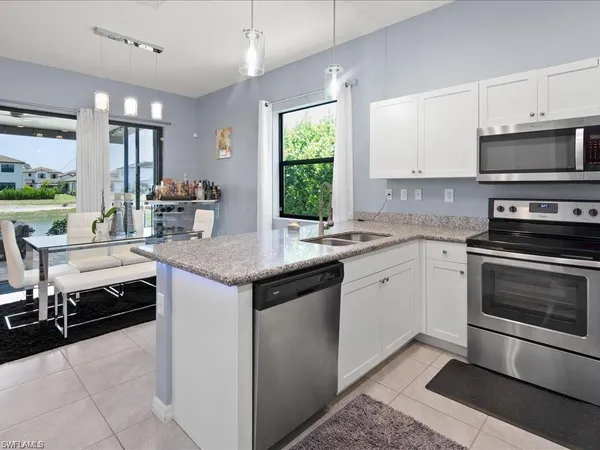 $529,999 | 8812 Madrid Circle, Naples, FL 34104