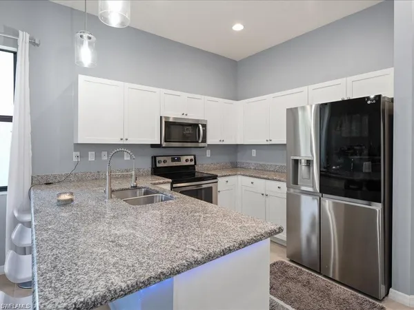 $529,999 | 8812 Madrid Circle, Naples, FL 34104