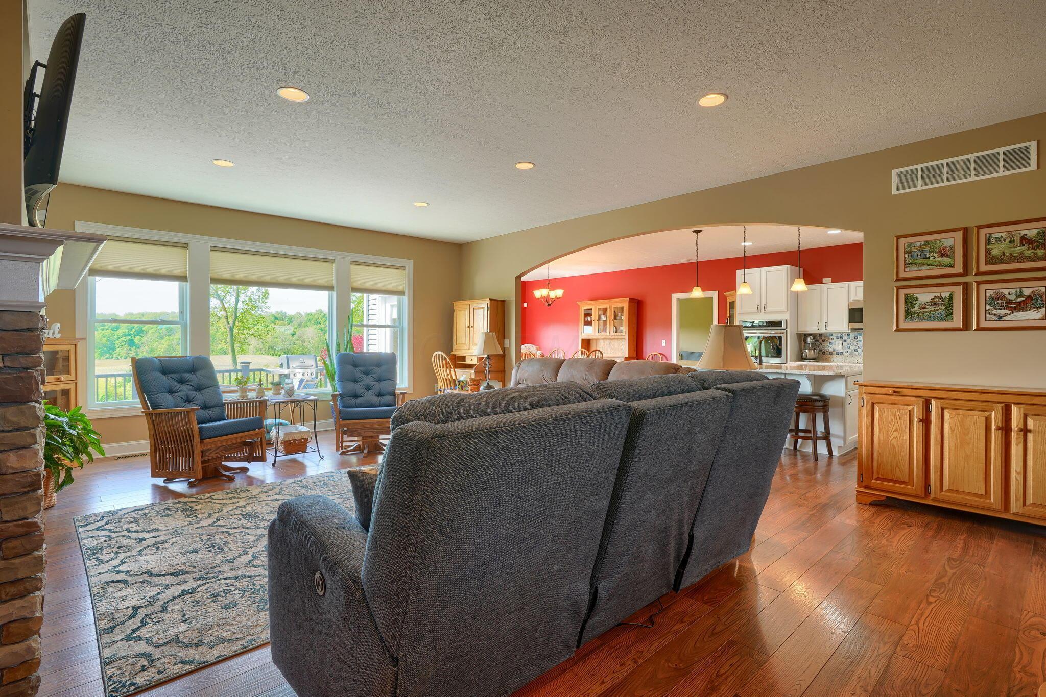 6223 Wilson Road Northwest Lancaster, OH 43130 - Photo 18 of 111 Large family room with abundance of seating