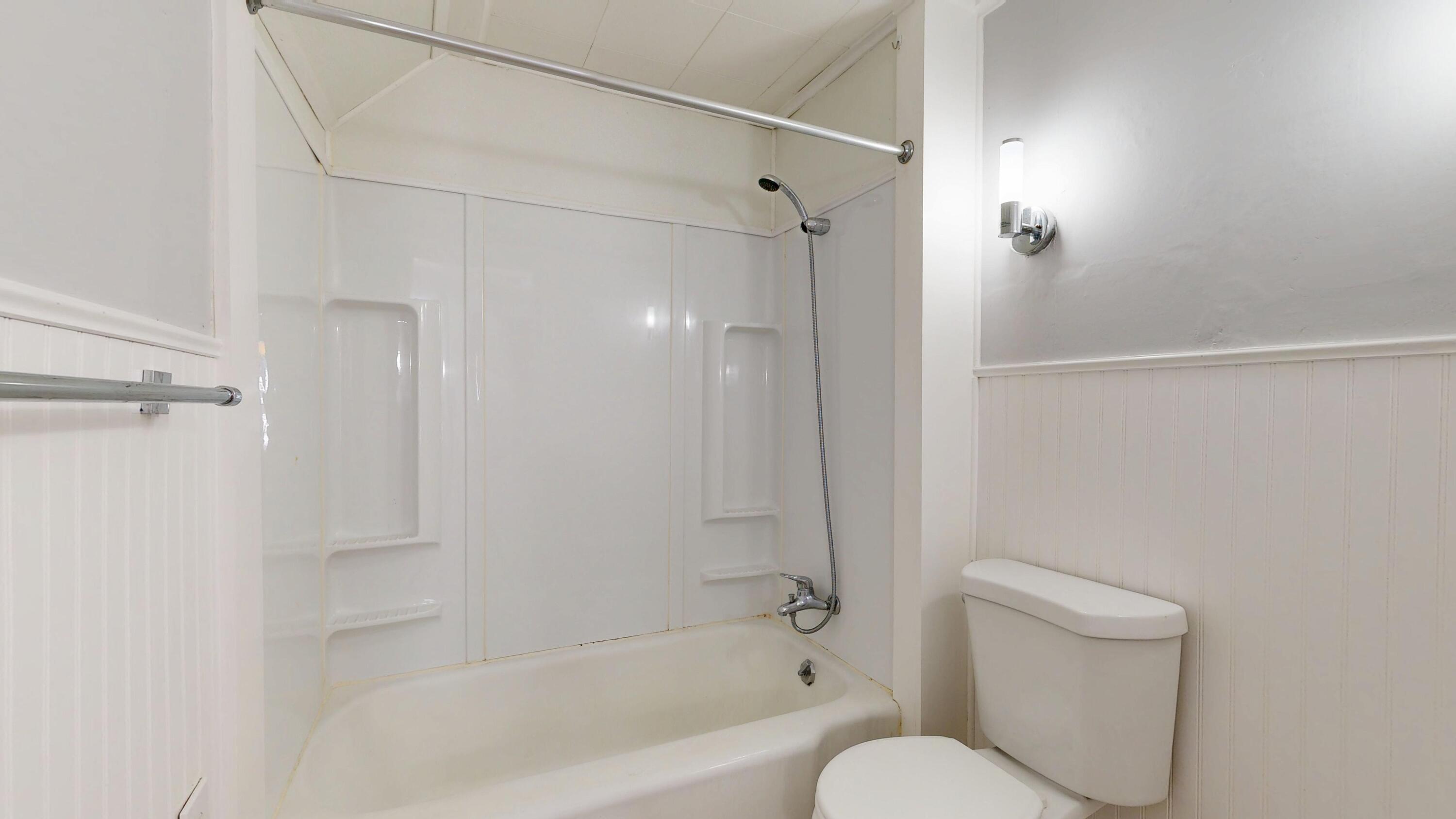 10 Leighton Street Waterville, ME 04901 - Photo 12 of 58 10-Leighton-11022025_184017