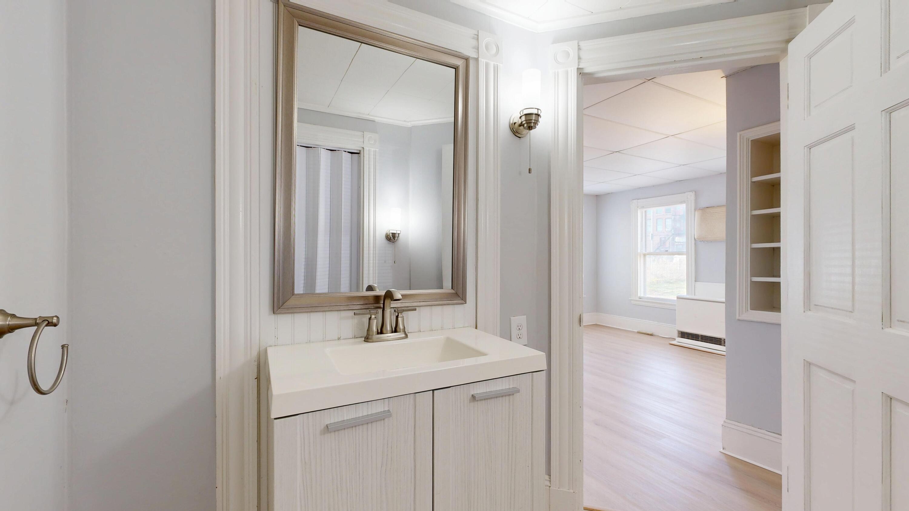 10 Leighton Street Waterville, ME 04901 - Photo 13 of 58 10-Leighton-11022025_184003