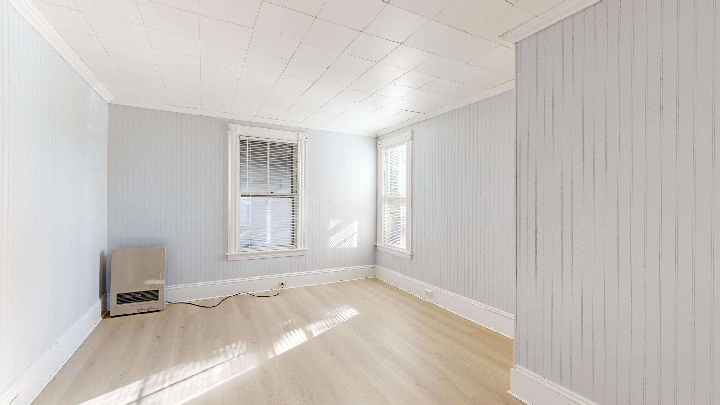 10 Leighton Street Waterville, ME 04901 - Photo 18 of 58 10-Leighton-11022025_183836