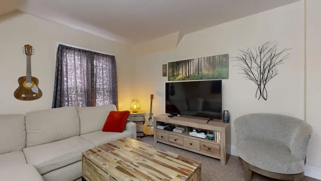 $229,000 | 10 Leighton Street, Waterville, ME 04901