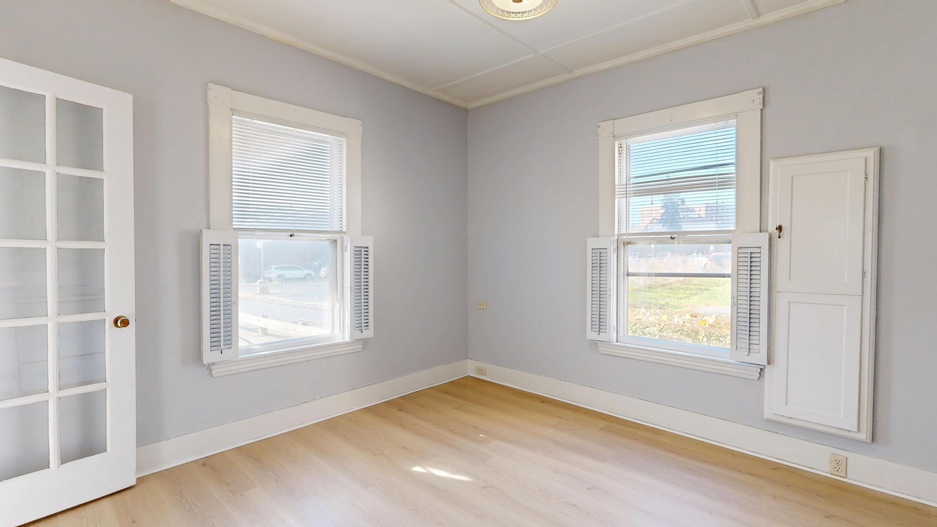 10 Leighton Street Waterville, ME 04901 - Photo 6 of 58 10-Leighton-11022025_181133