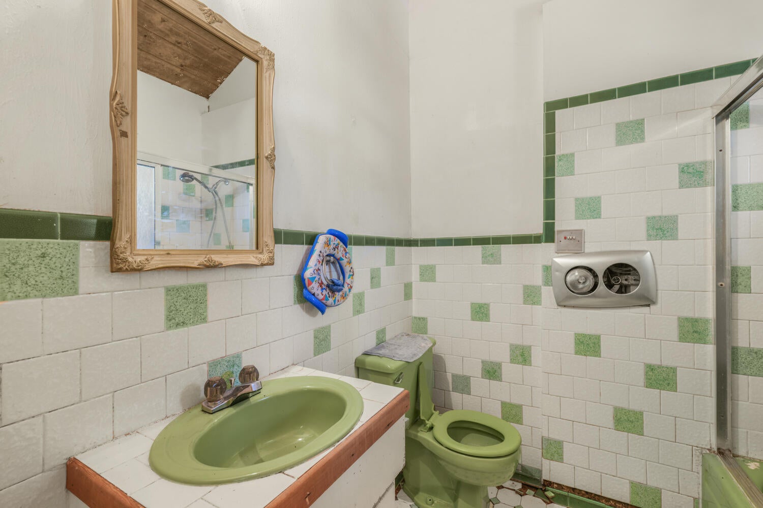 485 Plat B Road Sutherlin, OR 97479 - Photo 13 of 28 Bathroom
