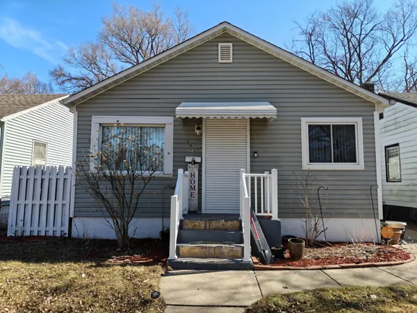 $94,900 | 293 Calhoun Street, Gary, IN 46406