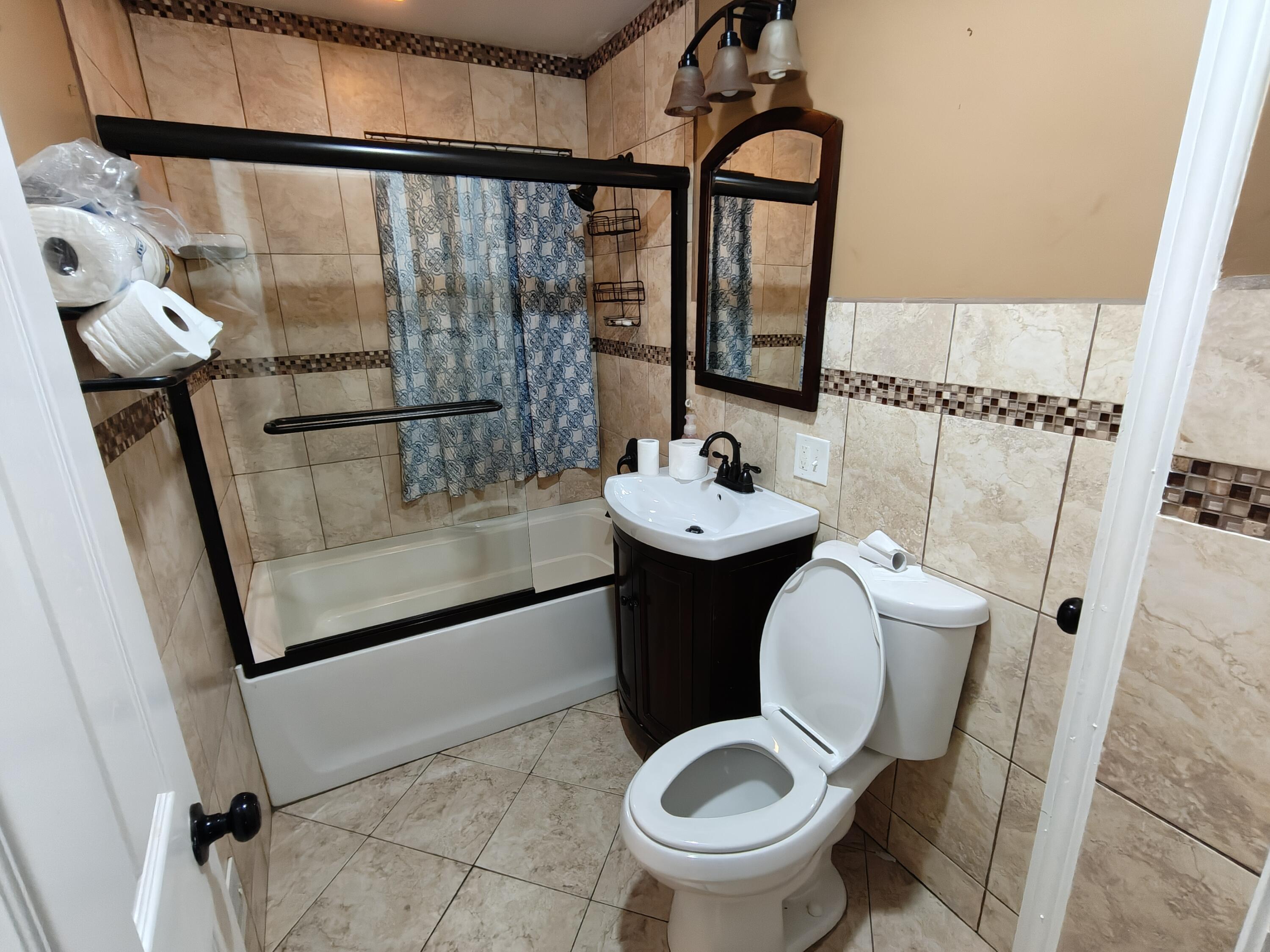 293 Calhoun Street Gary, IN 46406 - Photo 11 of 25 3000x2250