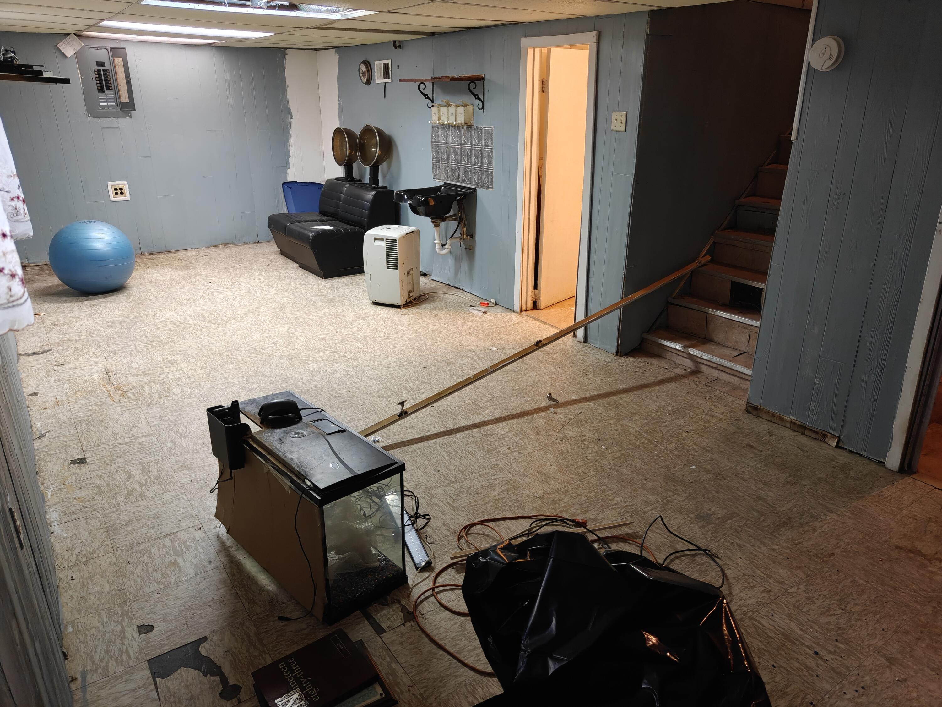 293 Calhoun Street Gary, IN 46406 - Photo 18 of 25 3000x2250