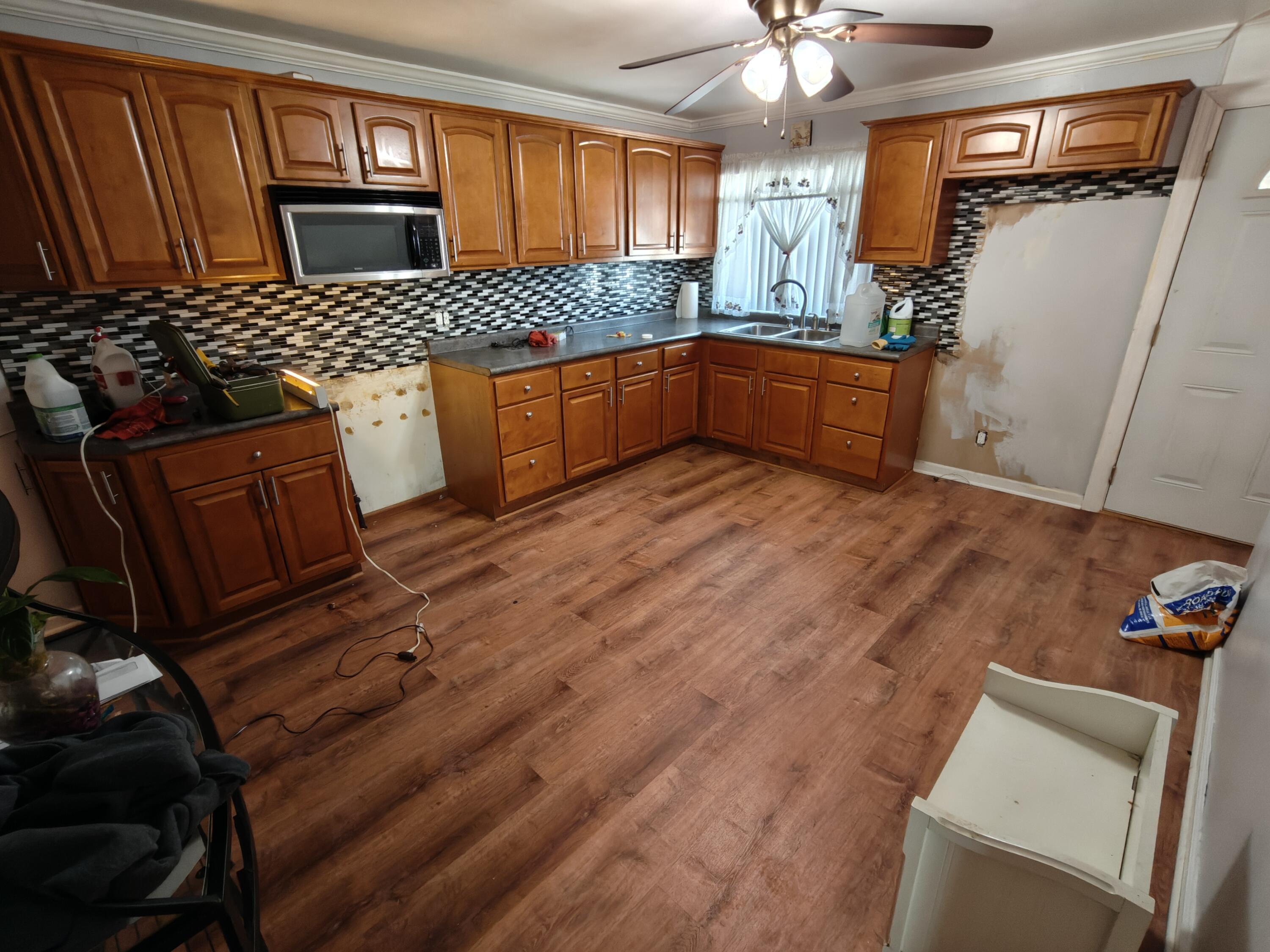 293 Calhoun Street Gary, IN 46406 - Photo 7 of 25 3000x2250