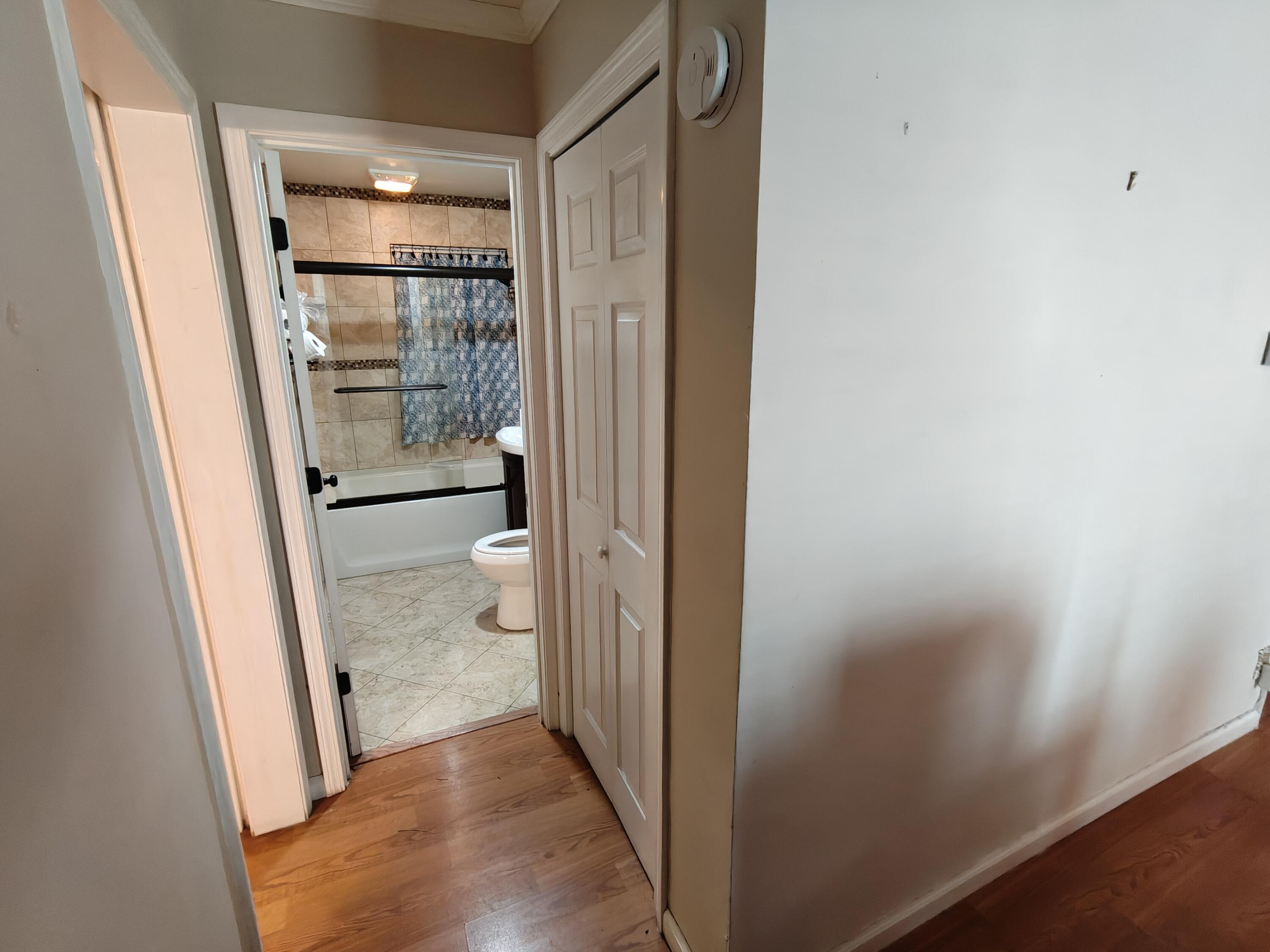293 Calhoun Street Gary, IN 46406 - Photo 9 of 25 3000x2250