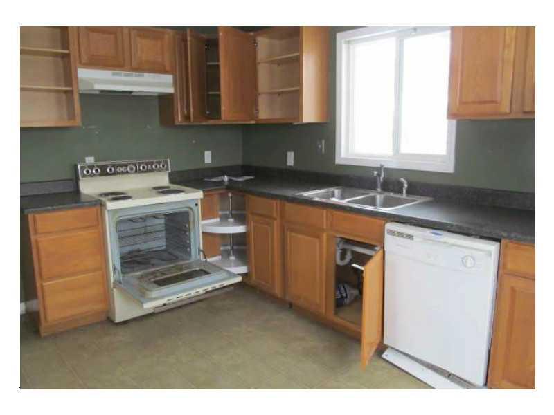 4602 Bertrand Road Indianapolis, IN 46222 - Photo 4 of 8