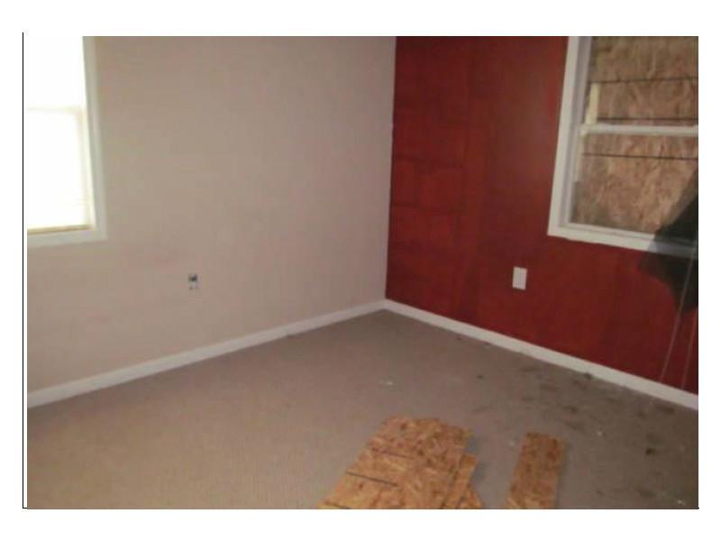 4602 Bertrand Road Indianapolis, IN 46222 - Photo 6 of 8