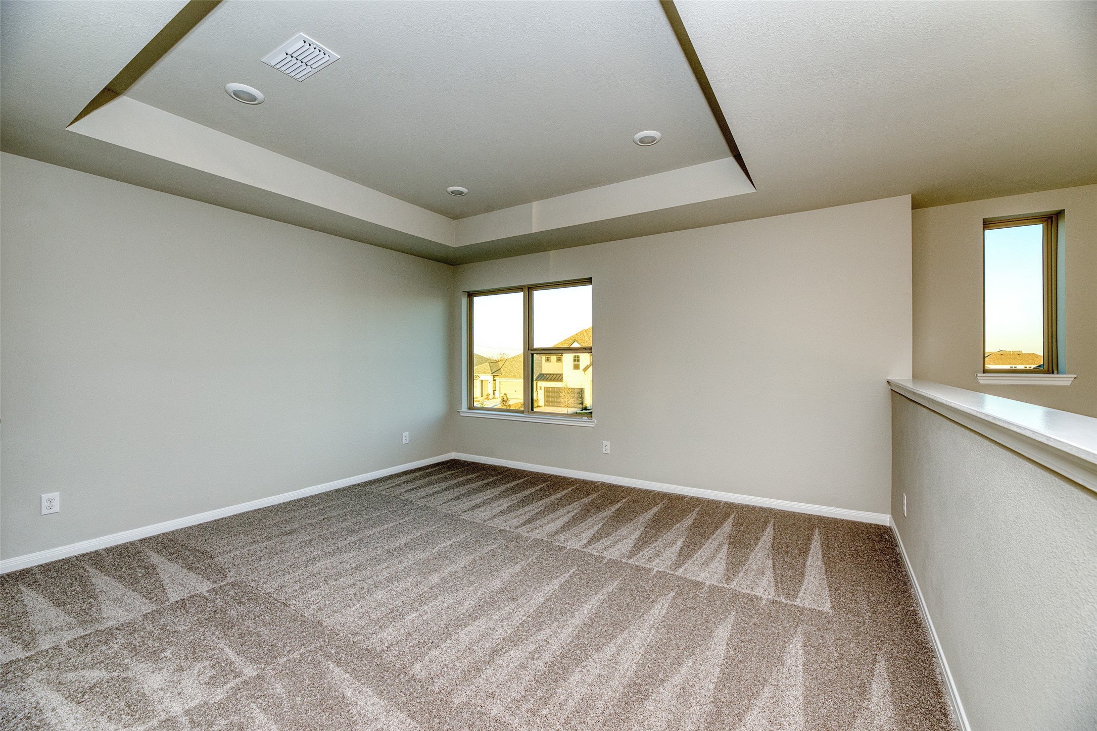 21122 Sunlight Grv Drive Rosharon, TX 77583 - Photo 28 of 45 a view of an empty room and window
