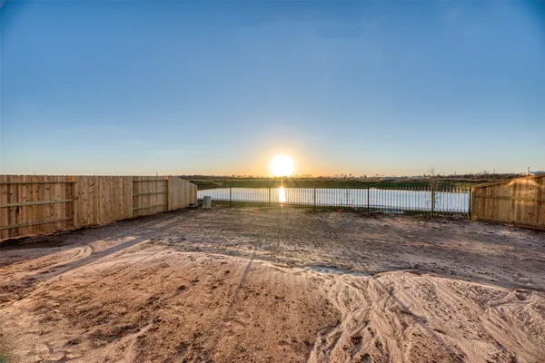$356,362 | 21122 Sunlight Grv Drive, Rosharon, TX 77583