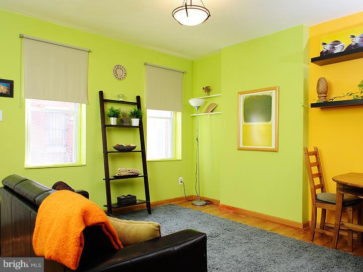 1825 Webster Street Philadelphia, PA 19146 - Photo 2 of 13 Living Room