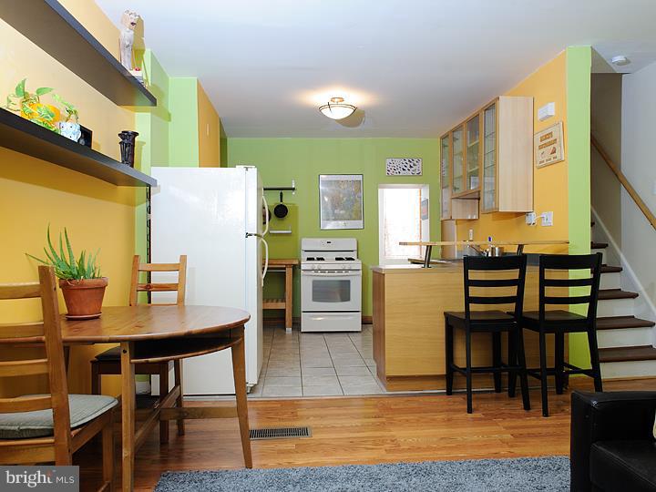 1825 Webster Street Philadelphia, PA 19146 - Photo 4 of 13 Kitchen