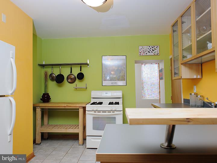 1825 Webster Street Philadelphia, PA 19146 - Photo 5 of 13 Kitchen