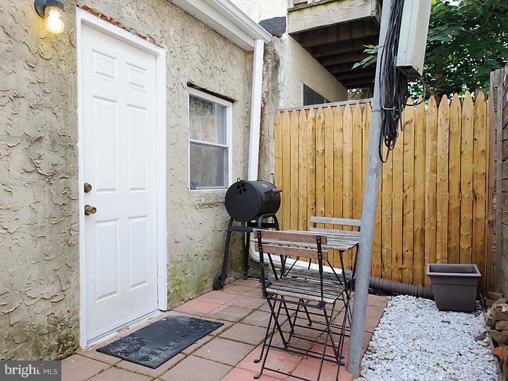 1825 Webster Street Philadelphia, PA 19146 - Photo 8 of 13 Patio