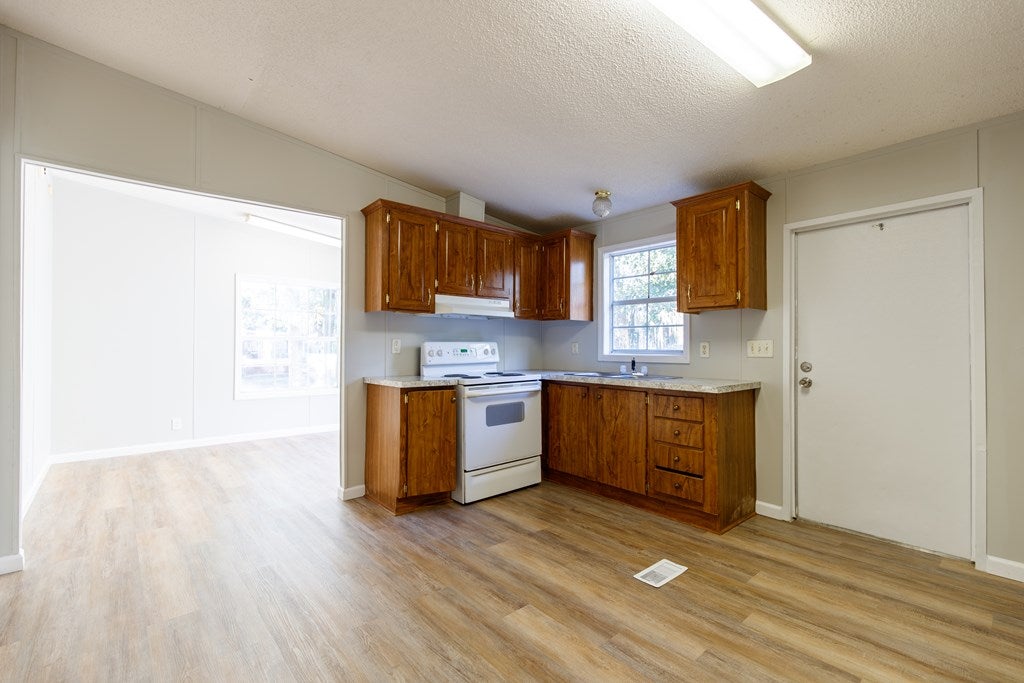 4375 Beaver Run Road Valdosta, GA 31601 - Photo 7 of 26 Gallery Image 7
