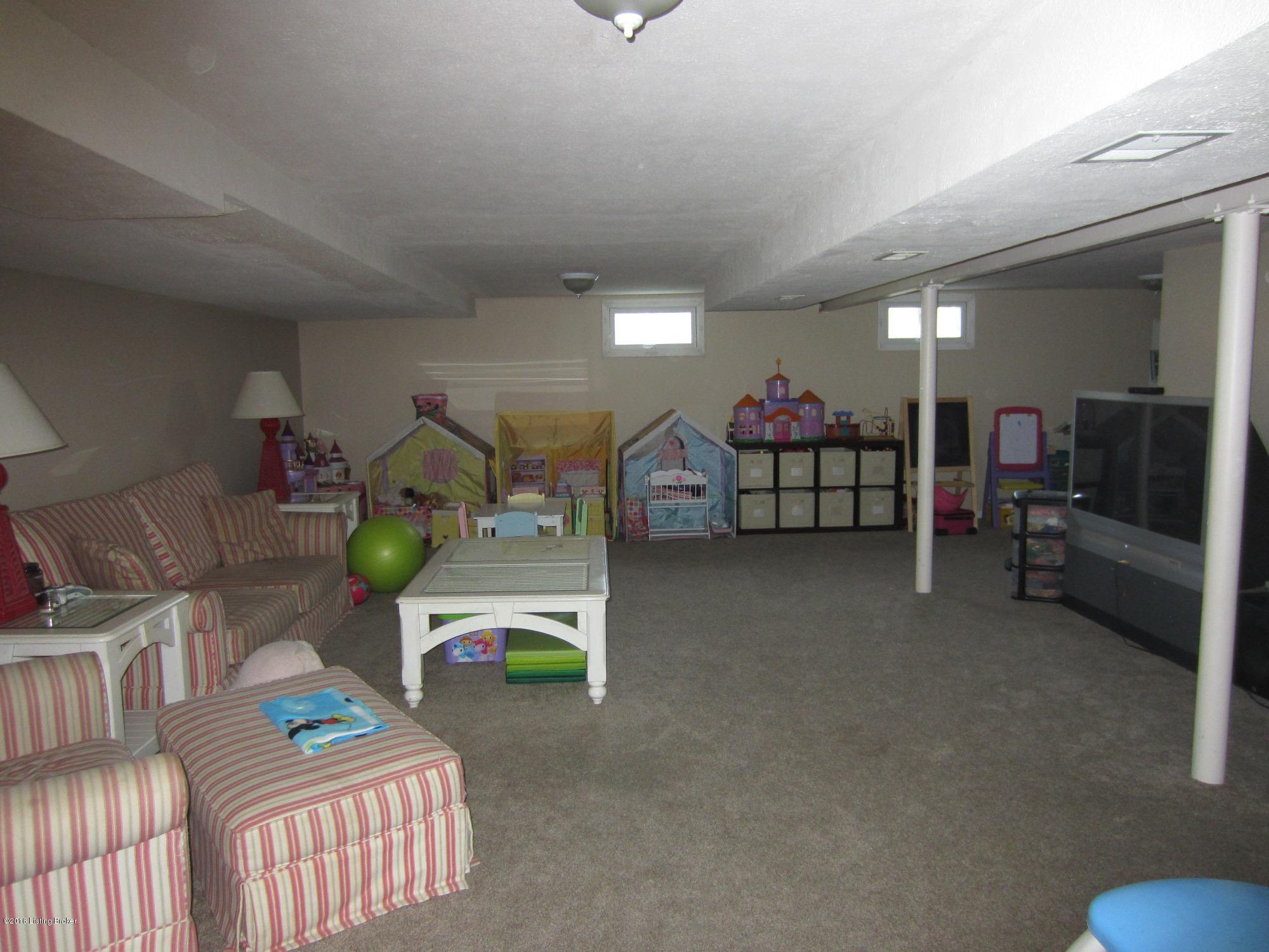 4518 Fox Run Road Louisville, KY 40207 - Photo 16 of 22 Basement