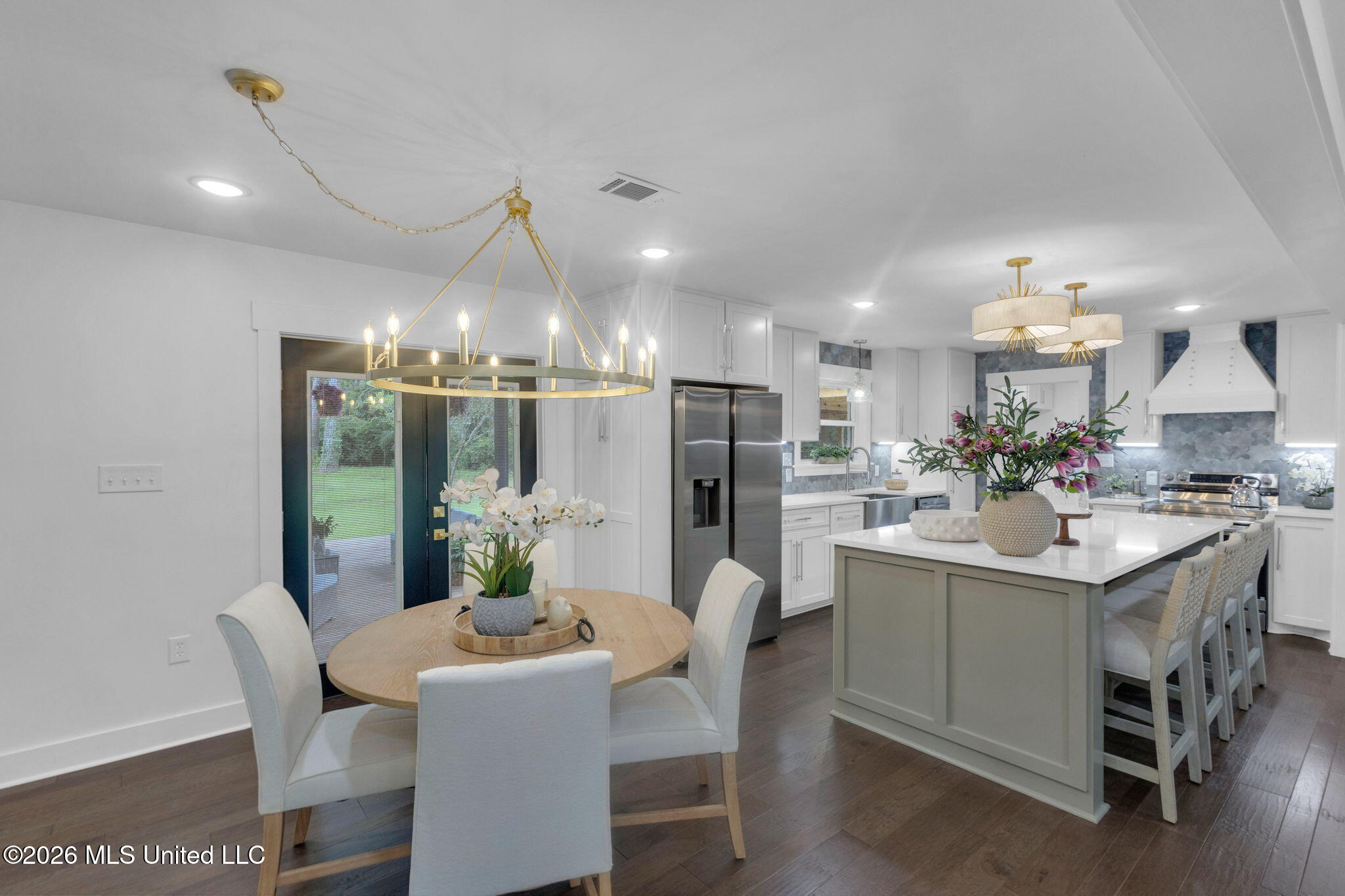 1602 Church Street Columbia, MS 39429 - Photo 12 of 37 Dining Area - Chandelier