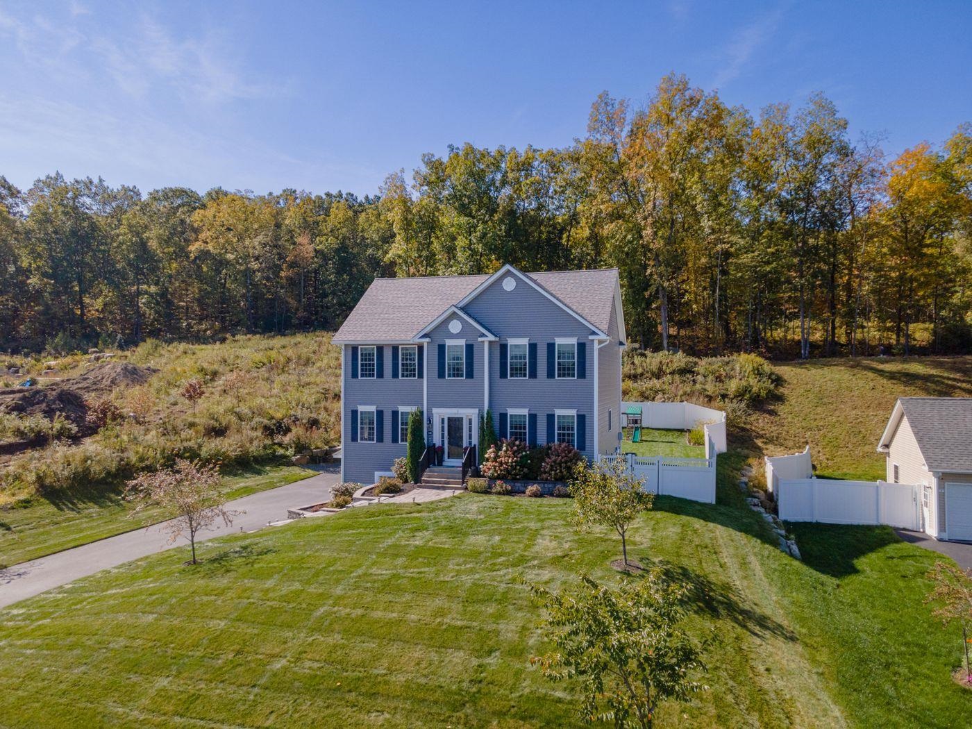 135 Brookview Drive Hooksett, NH 03106 - Photo 32 of 37