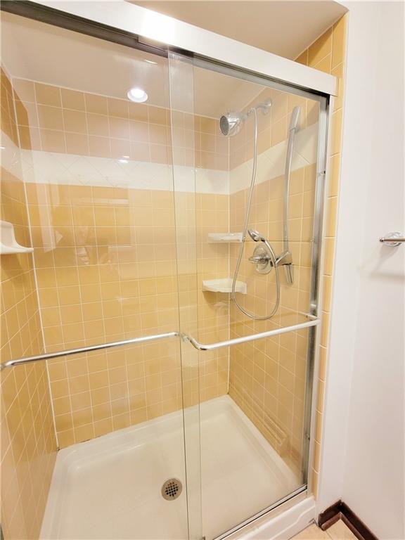 562 Blackhawk Road Beaver Falls, PA 15010 - Photo 9 of 18 Gallery Image 9