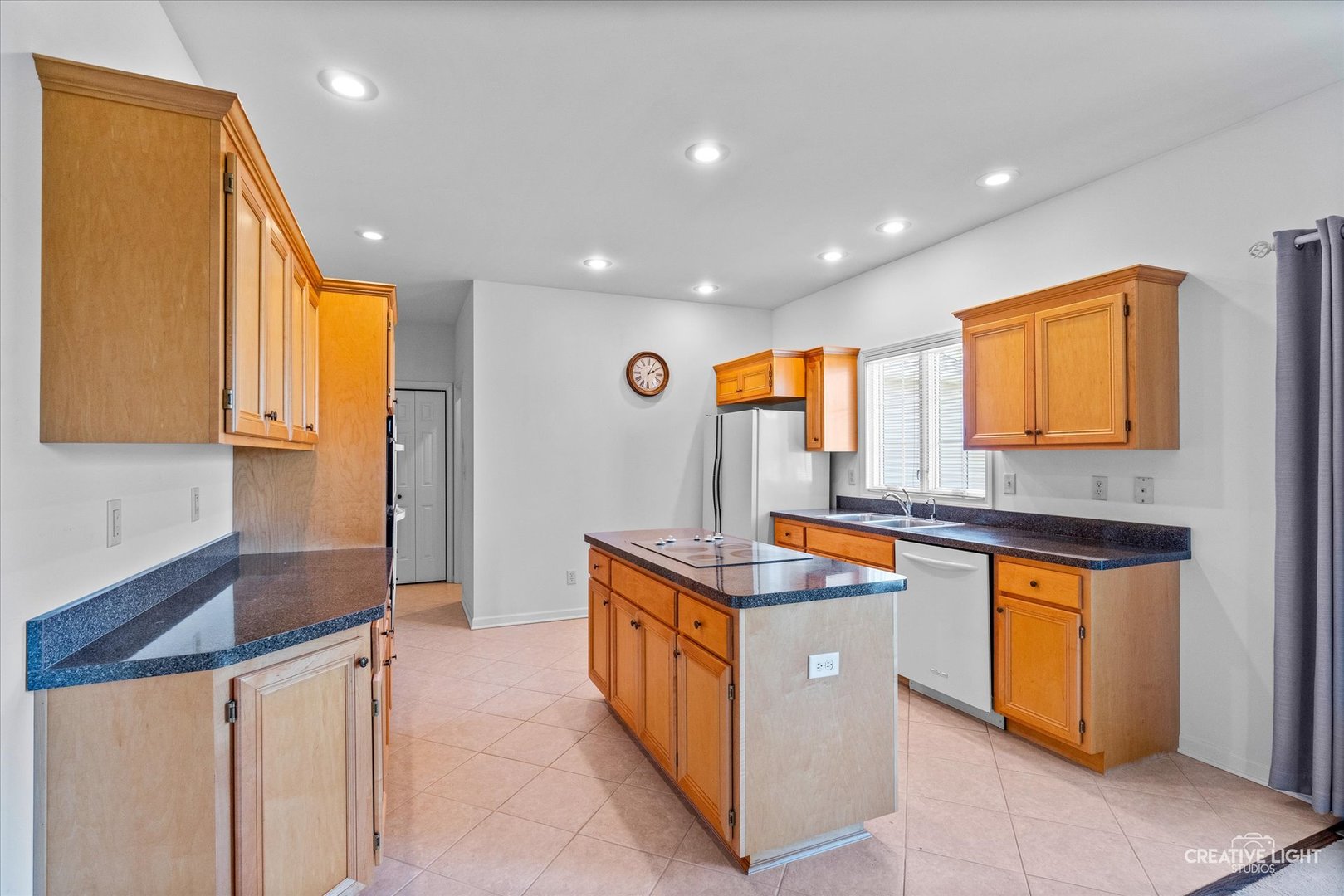 305 East Knights Road Sandwich, IL 60548 - Photo 7 of 35 Gallery Image 7