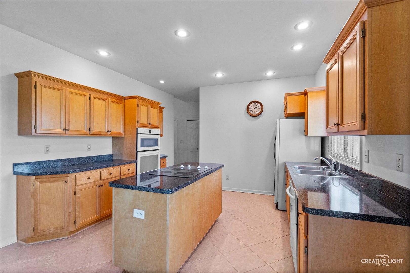305 East Knights Road Sandwich, IL 60548 - Photo 8 of 35 Gallery Image 8